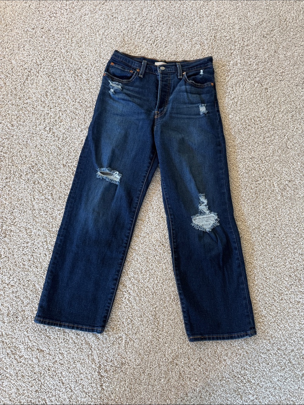 Levi’s Women’s ribcage straight ankle Dark Blue Distressed Jeans
